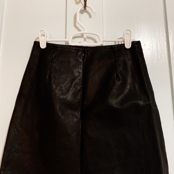 SHIEN Women’s Leather Mini Skirt - Picture 4 of 4